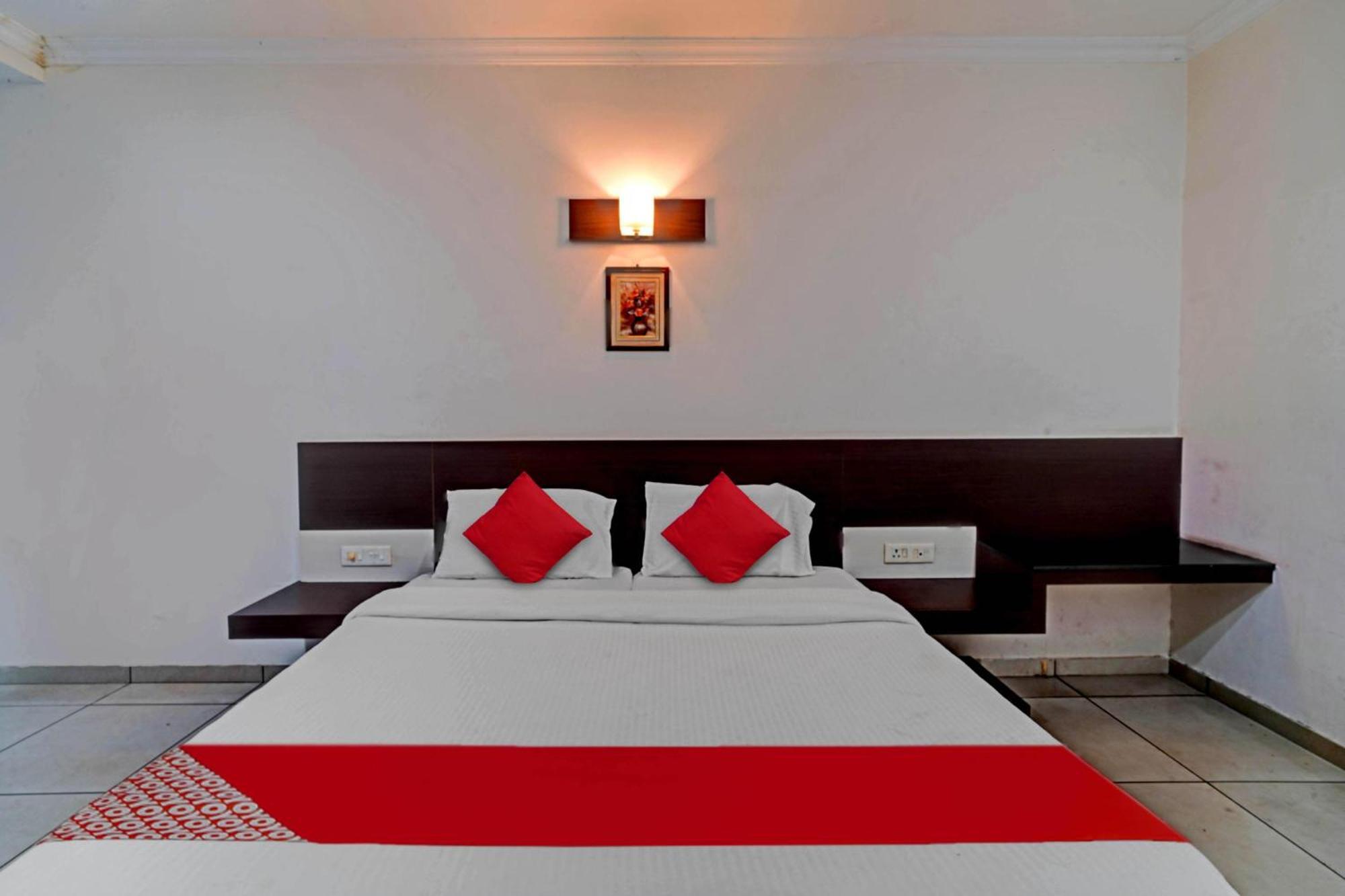 Hotel O Jk Inn Tiruppur Eksteriør bilde