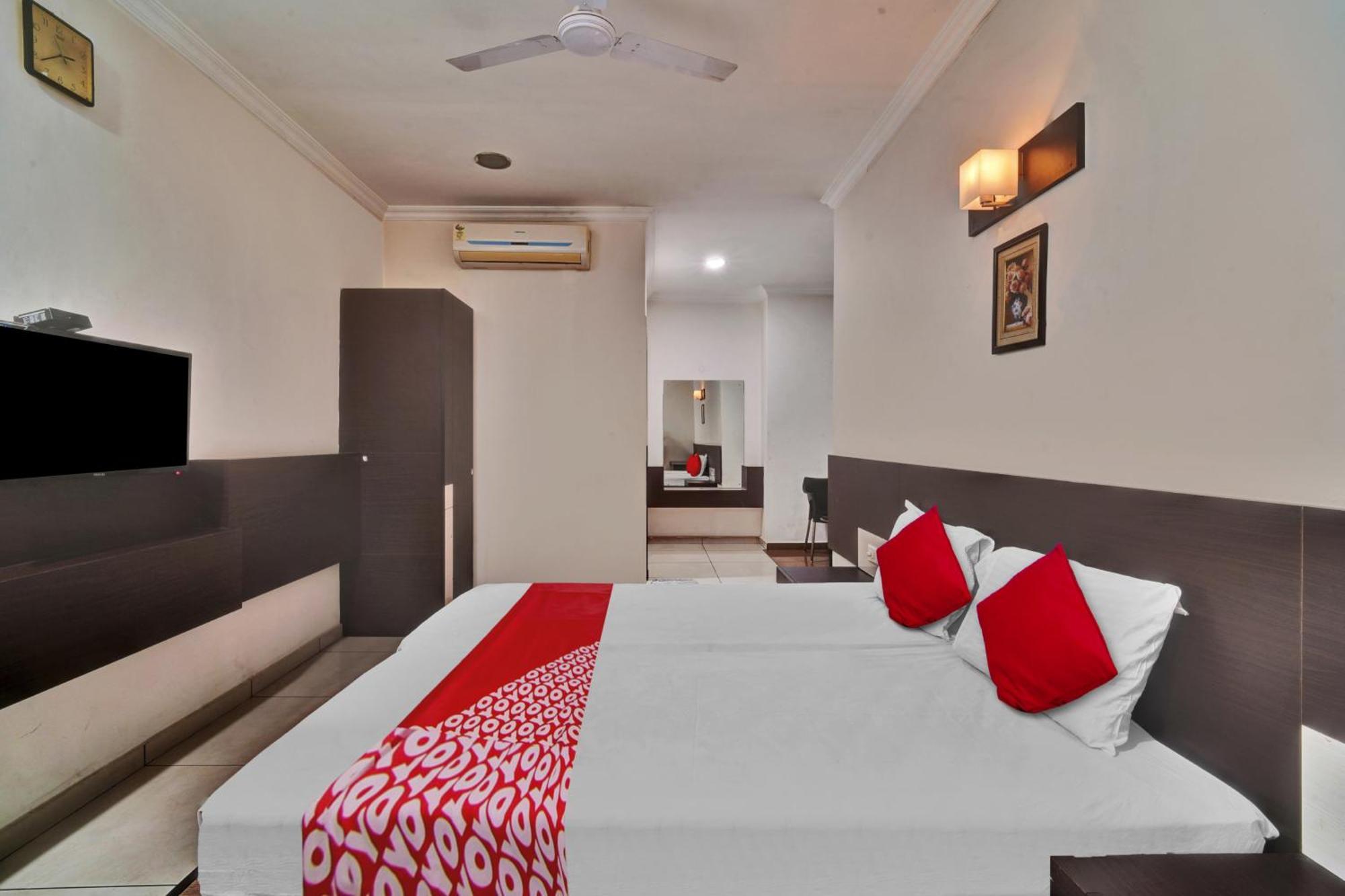 Hotel O Jk Inn Tiruppur Eksteriør bilde