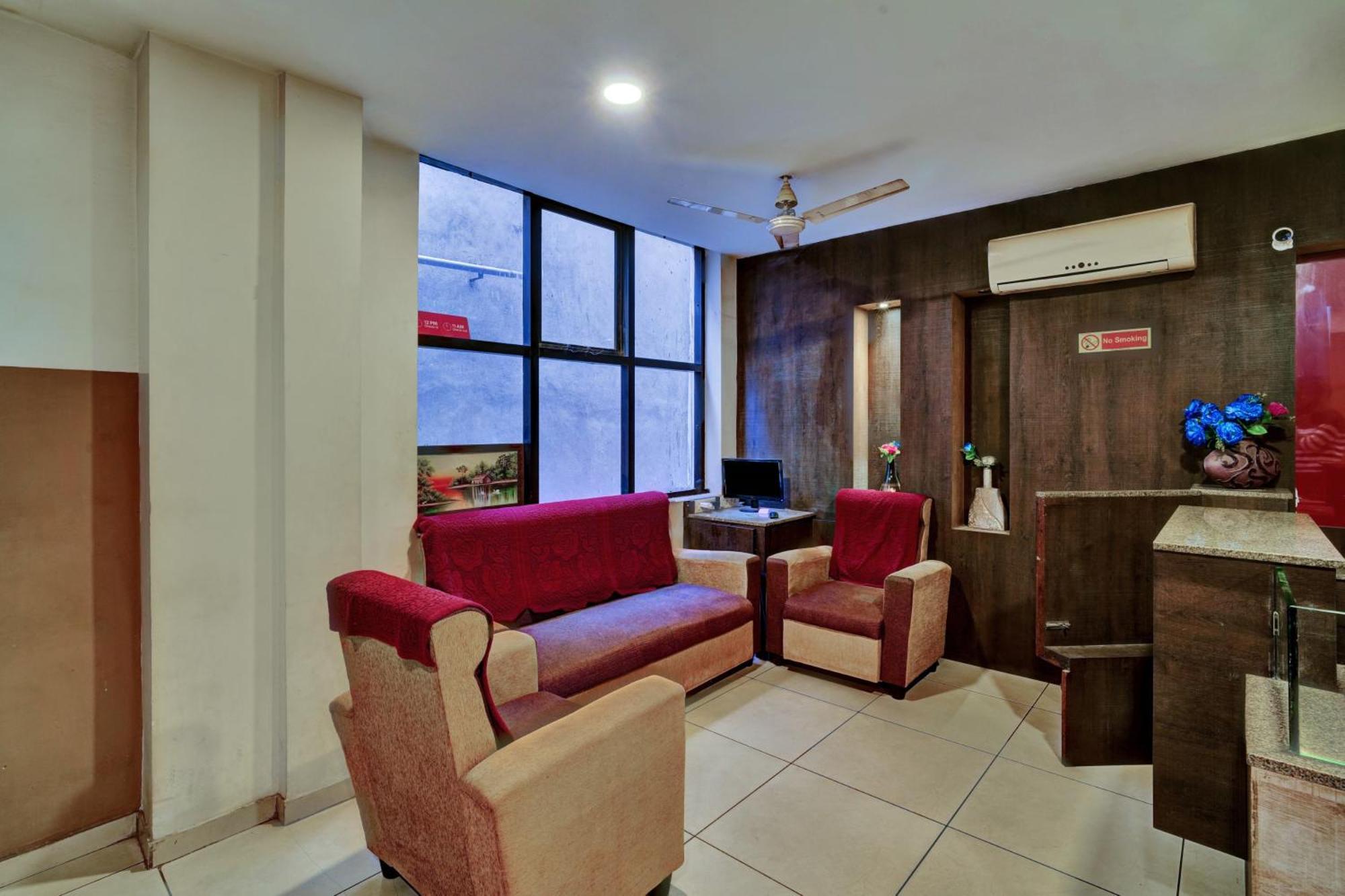 Hotel O Jk Inn Tiruppur Eksteriør bilde